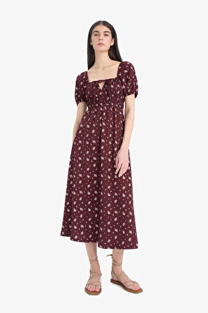 Kare Yaka Floral Bürümcük Kısa Kollu Midi Elbise