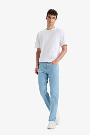 DeFacto Sergio Regular Fit Normal Kalıp Normal Bel Boru Paça Jean Pantolon E7268AX25SMNM39