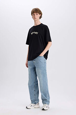 DeFacto %100 Pamuk Rick and Morty Boxy Fit Bisiklet Yaka Sırt Baskılı Kısa Kollu Tişört E3268AX25SMBK81