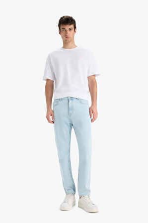 DeFacto %100 Pamuk 90's Slim Fit Dar Kalıp Yüksek Bel Dar Paça Jean Pantolon E7281AX25SMNM63