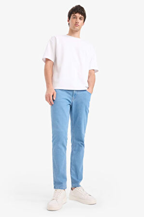 DeFacto Pedro Slim Fit Dar Kalıp Normal Bel Dar Paça Jean Pantolon E7436AX25SMNM39