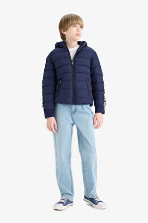 Erkek Çocuk Su İtici Kapüşonlu Polar Astarlı Fermuarlı Şişme Mont