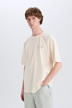 DeFacto %100 Pamuk Vikings Valhalla Boxy Fit Bisiklet Yaka Sırt Baskılı Kısa Kollu Tişört E3278AX25SMER83