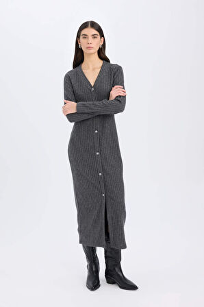 DeFacto Bodycon Vücudu Saran Basic Düz V Yaka Düğmeli Fitilli Kaşkorse Midi Uzun Kollu Elbise B3261AX24WNAR208