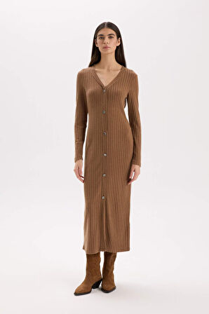 DeFacto Bodycon Vücudu Saran Basic Düz V Yaka Düğmeli Fitilli Kaşkorse Midi Uzun Kollu Elbise B3261AX24WNBN325