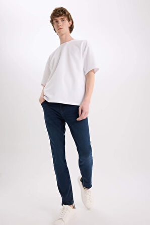 DeFacto Carlo Skinny Fit Ekstra Dar Kalıp Normal Bel Ekstra Dar Paça Jean Pantolon B3620AX25SPNM83