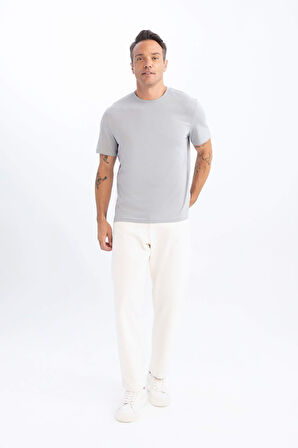 DeFacto %100 Pamuk New Regular Fit Bisiklet Yaka Basic Düz Kısa Kollu Tişört V7699AZ25SPGR88