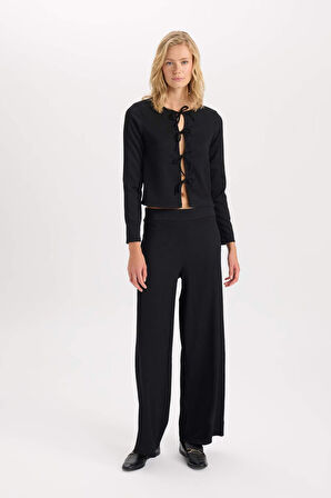 DeFacto Wide Leg Geniş Bol Paça Esnek Belli Basic Düz Bürümcük Pantolon D6300AX24AUBK81