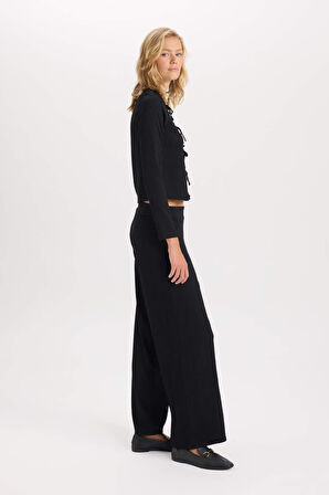 DeFacto Wide Leg Geniş Bol Paça Esnek Belli Basic Düz Bürümcük Pantolon D6300AX24AUBK81