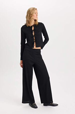 DeFacto Wide Leg Geniş Bol Paça Esnek Belli Basic Düz Bürümcük Pantolon D6300AX24AUBK81