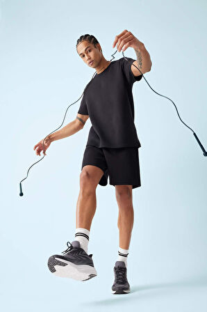 DeFactoFit Standart Fit Modal Kumaş Bisiklet Yaka Baskılı Sporcu Kısa Kollu Tişört D9310AX25SPBK81