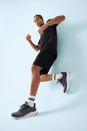 DeFactoFit Standart Fit Sporcu Kısa Paça Şort