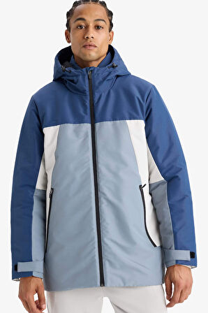 Defactofit Su Geçirmez Regular Fit Kapüşonlu Fermuarlı Rüzgar Geçirmez Mont