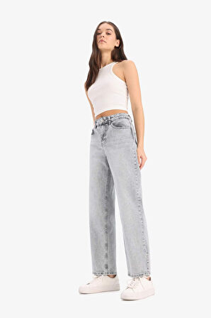 Straight Fit Yüksek Bel Kısa Paça Jean Yıkamalı Pantolon