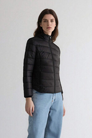 Su Geçirmez Regular Fit Dik Yaka Fermuarlı Şişme Mont