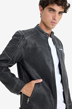 Slim Fit Dar Kesim Dik Yaka Fermuarlı Suni Deri Mont