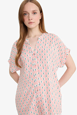 Regular Fit Apaş Yaka Desenli Kısa Kollu Gömlek