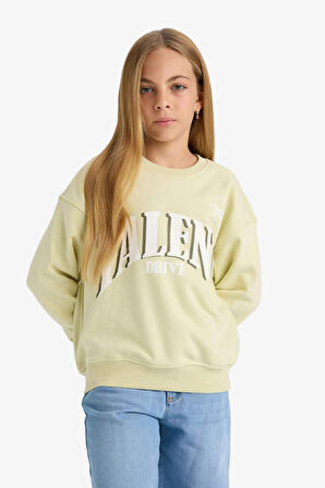 Kız Çocuk Relax Fit Bisiklet Yaka Baskılı Sweatshirt