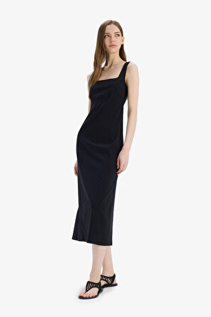 Bodycon Vücudu Saran Basic Düz Kare Yaka Askılı Maxi Elbise