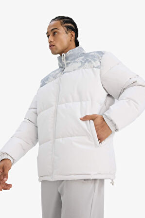 Defactofit Su Geçirmez Oversize Geniş Kalıp Fermuarlı Rüzgar Geçirmez Şişme Mont