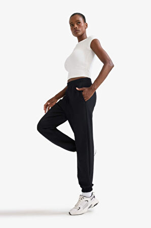 DeFactoFit Sporcu Jogger Eşofman Altı Standart Fit Modal Çift Cepli Basic Düz