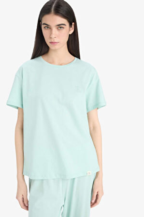 Pijama Takımı Kısa Kollu Üstü Esnek Belli Kapri Altı-Fall in Love