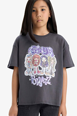 DeFacto Kız Çocuk Bratz Oversize Geniş Kalıp Bisiklet Yaka Kısa Kollu Tişört E6574A825HSAR126
