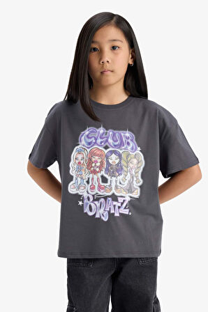 DeFacto Kız Çocuk Bratz Oversize Geniş Kalıp Bisiklet Yaka Kısa Kollu Tişört E6574A825HSAR126
