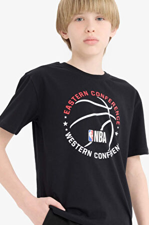 DeFacto Erkek Çocuk NBA Wordmark Bisiklet Yaka Kısa Kollu Tişört E4835A825SMBK81
