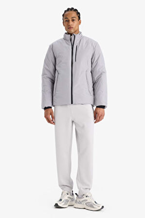 DeFactoFit Su İtici Slim Fit Dar Kesim Fermuarlı Su Geçirmez Mont