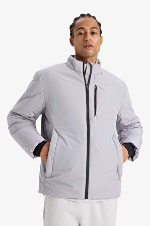DeFactoFit Su İtici Slim Fit Dar Kesim Fermuarlı Su Geçirmez Mont
