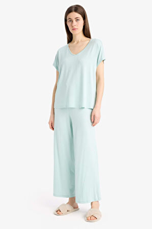 DeFacto Pijama Takımı Viskon Kısa Kollu Üst Esnek Belli Uzun Altı-Fall in Love E0264AX25SPGN1169