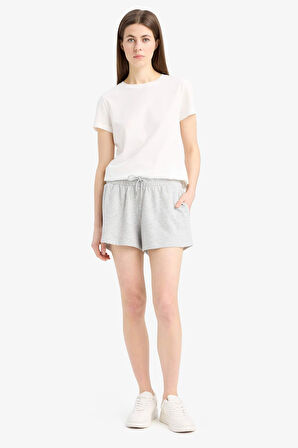 Regular Fit Normal Bel Düz Paça Bermuda