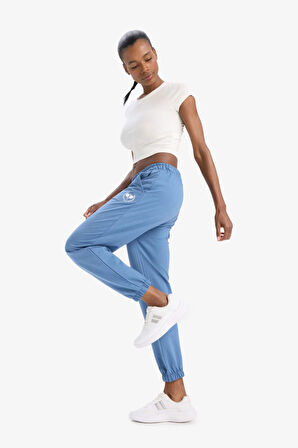 DeFactoFit Standart Fit Cep Detaylı Sporcu Uzun İnce Jogger Eşofman Altı E8280AX25SPIN34