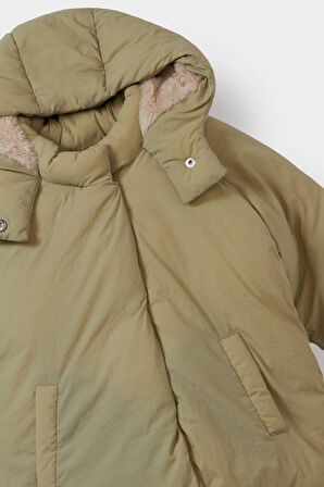 Kız Bebek Kapüşonlu Cepli Çıtçıtlı Fermuarlı Şişme Mont