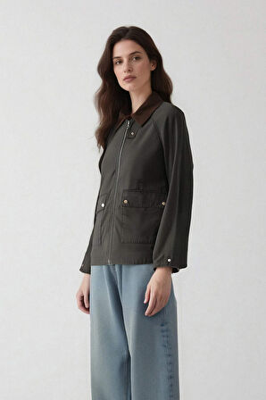 Su Geçirmez Relax Fit Kontrast Yaka Fermuarlı Mont 