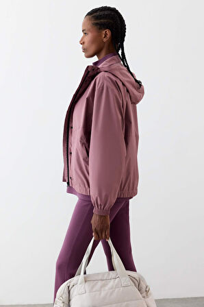 DeFactoFit Su İtici Regular Fit Kapüşonlu Yağmurluk