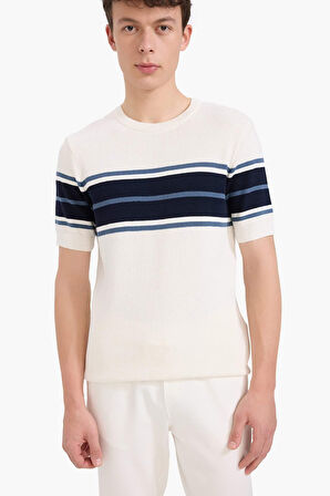 DeFacto %100 Pamuk Standart Fit Kısa Kollu Triko Tişört E5865AX25SPER100