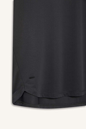 DeFactoFit Standart Fit Bisiklet Yaka Sporcu Kısa Kollu Tişört E2435AX25SMAR58