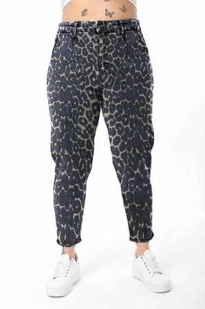 Mom Fit Jean Büyük Beden Yüksek Bel Carrot Kesim Dar Paça Pileli Esnek Kot Pantolon C600