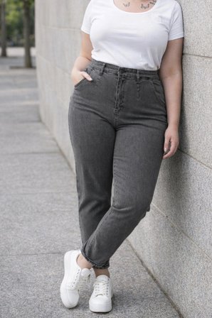 Mom Fit Jean Büyük Beden Yüksek Bel Carrot Kesim Dar Paça Pileli Esnek Kot Pantolon C600
