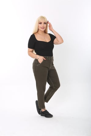 Mom Fit Jean Büyük Beden Yüksek Bel Carrot Kesim Dar Paça Pileli Esnek Kot Pantolon C600