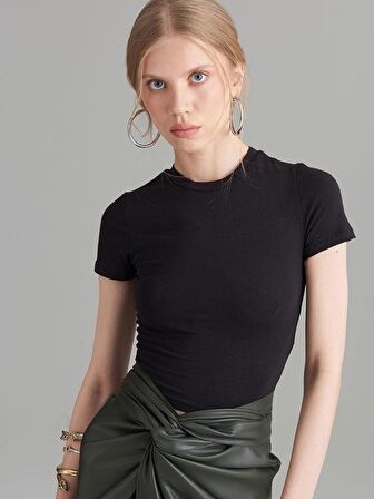 Bisiklet Yaka Basic Crop T-Shirt - Siyah