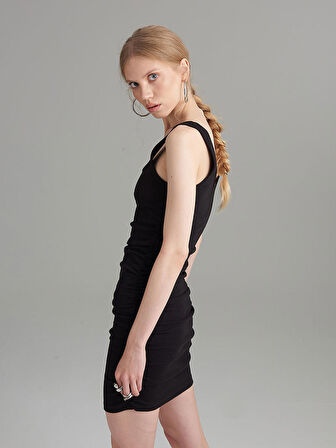 Yanları Büzgülü Dar Kesim Kaşkorse Mini Elbise