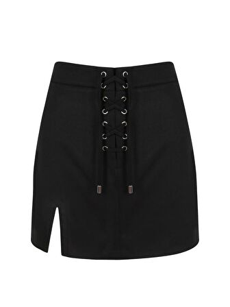 Çapraz Kuşgözü Bağlama Detaylı Mini Etek - Siyah