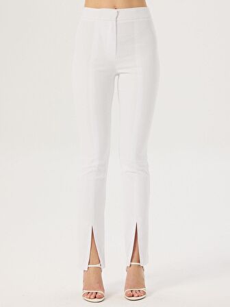 Paçası Yırtmaç Detaylı Skinny Pantolon - Beyaz