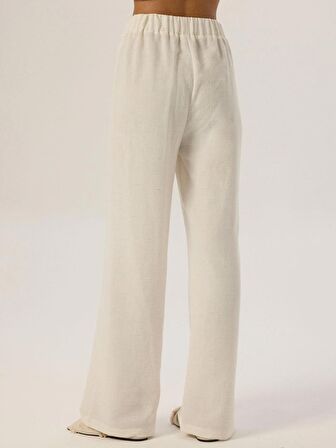 Beli Lastikli Salaş Kesim Dökümlü Pantolon - Beyaz