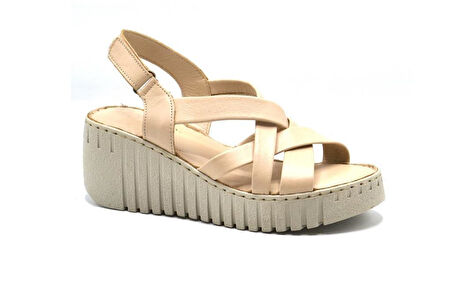 VENÜS 24340254Y DOLGU TOPUK YUMUŞAK DERİ KADIN SANDALET