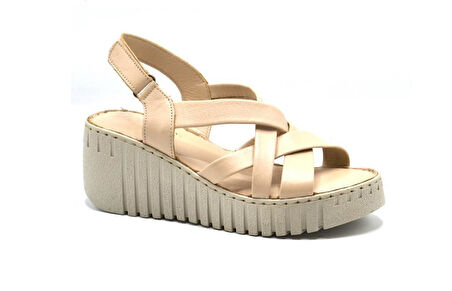 VENÜS 24340254Y DOLGU TOPUK YUMUŞAK DERİ KADIN SANDALET