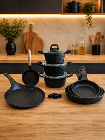 Obsidyen Supreme Set 12 Parça Döküm Granit Tencere, Tava, Krep Tava ve Sosluk Seti 16-18-20 cm Derin Tencere 20-24-28 cm Tava 26 cm Krep Tava 14 cm Sosluk Siyah